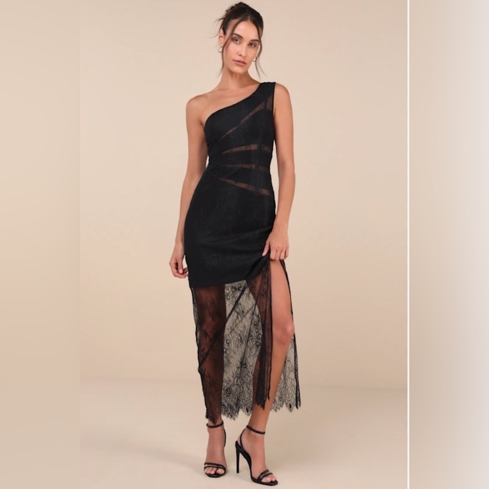 Lulu's Black One-Shoulder Lace Dress